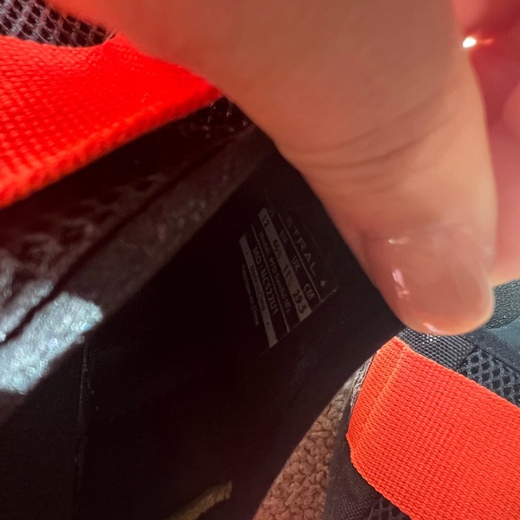 Astral hiking Water-Resistant Sandals